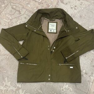 Abercrombie & Fitch Olive Green Water-Resistant Jacket